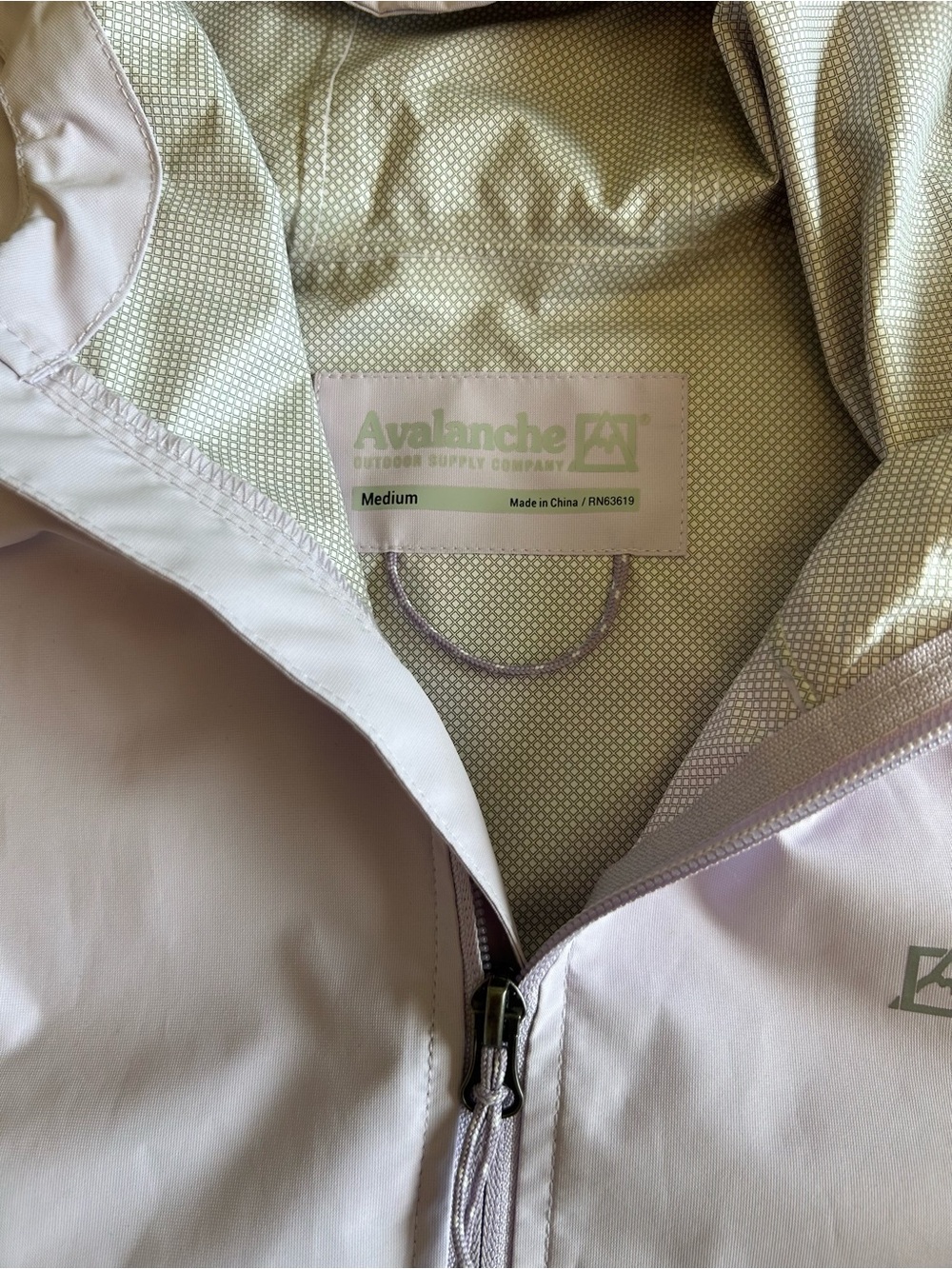 Avalanche Light Lavender Hooded Ski Jacket - Picture 3 of 6